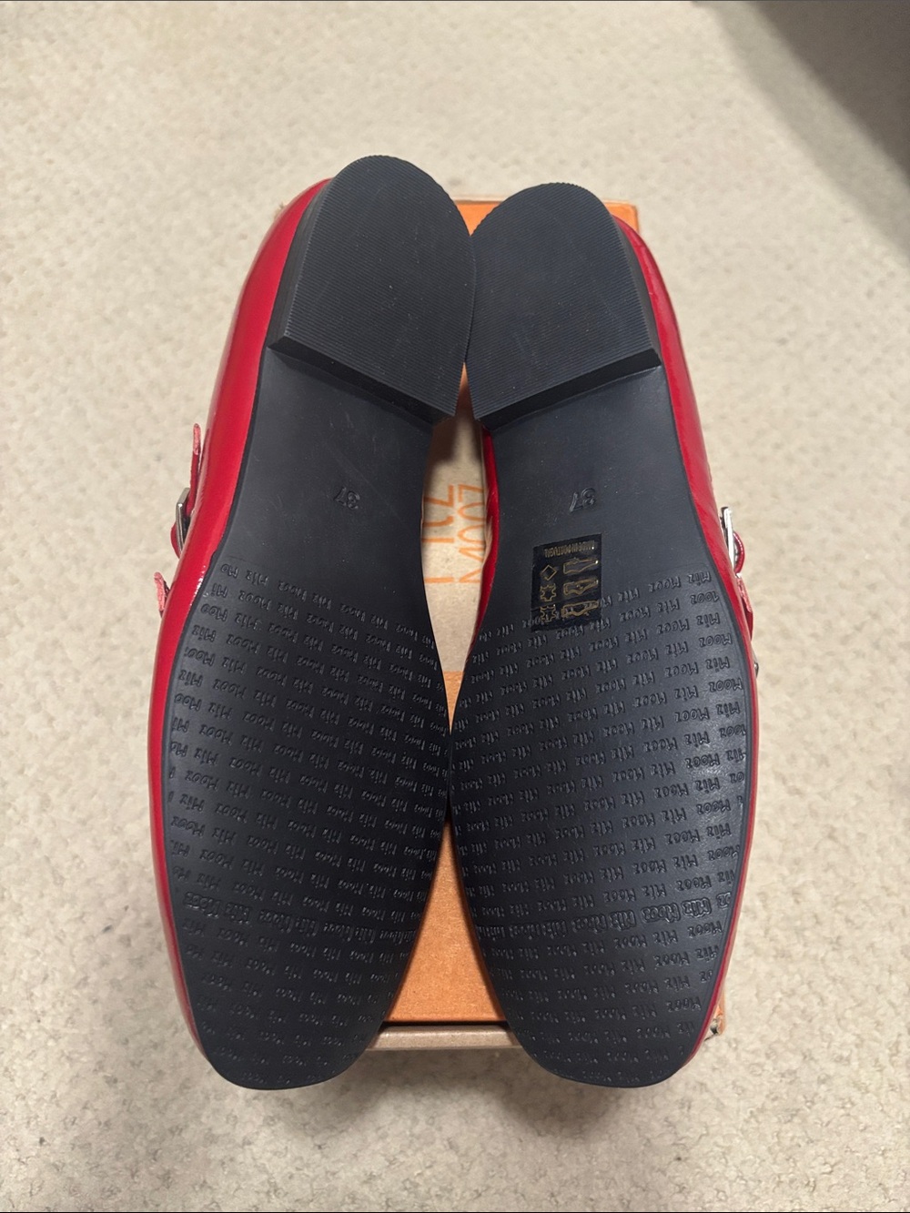 New Miz Mooz Red Patent Double-Strap Mary Jane Flats - Picture 3 of 4